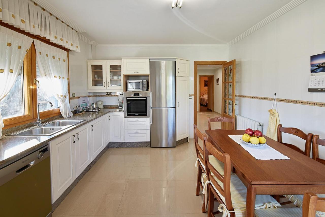 Alojamiento Extrahotelero Casa Ernestina Castillo  Buitenkant foto